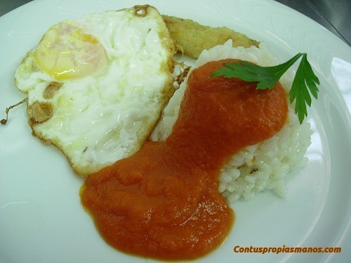 arroz-a-la-cubana arroz-a-la-cubana